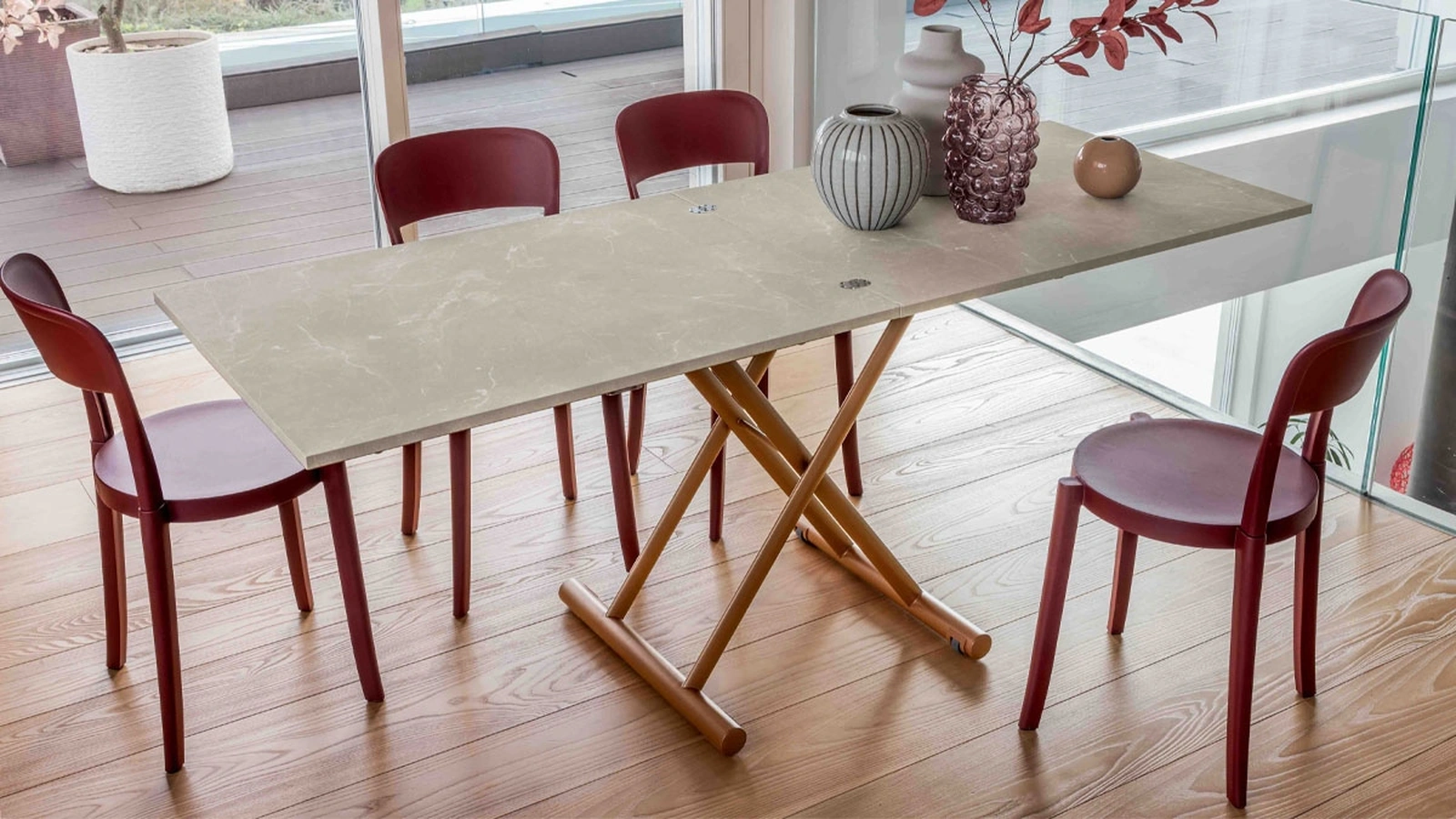 Gingillo Transformable Side Table by Altacom
