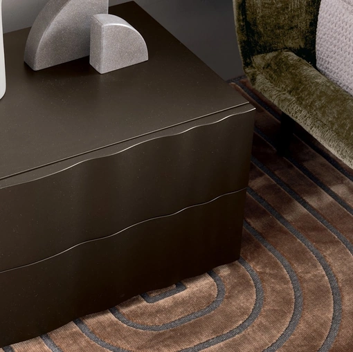 Velo lacquered bedside table by Calligaris
