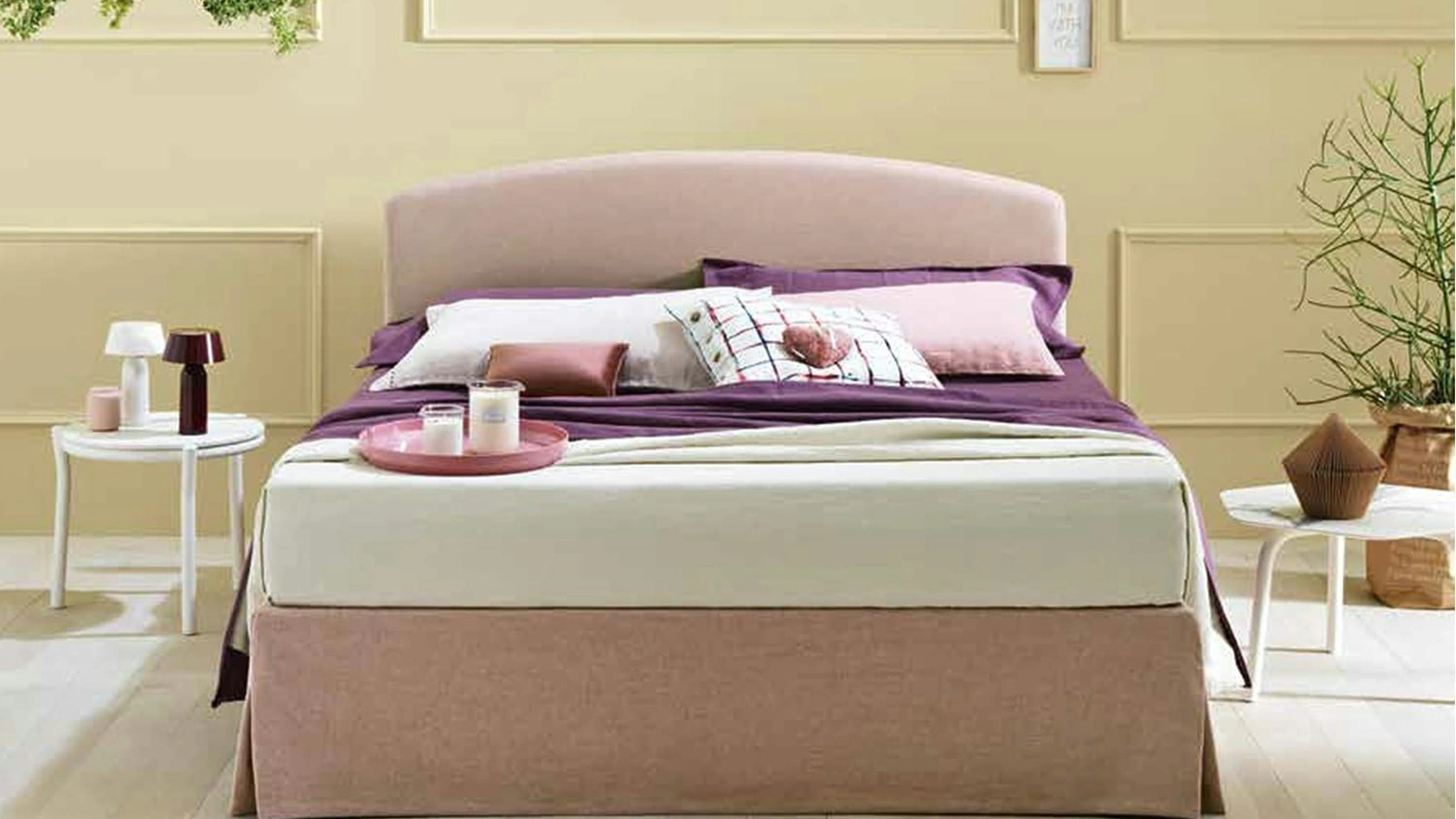 Simplicity Project C30 bed with rounded headboard by Dorsal