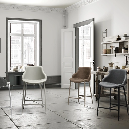 Duke/C Stool by Zamagna
