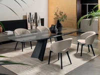 Icaro extendable glass table by Calligaris