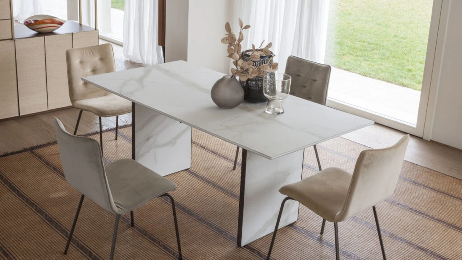 Magnum extendable table by Altacom