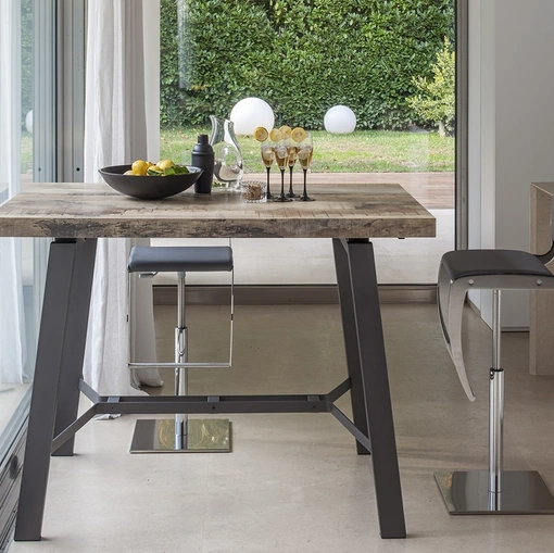 Pick Up extendable table with melamine top by Altacom