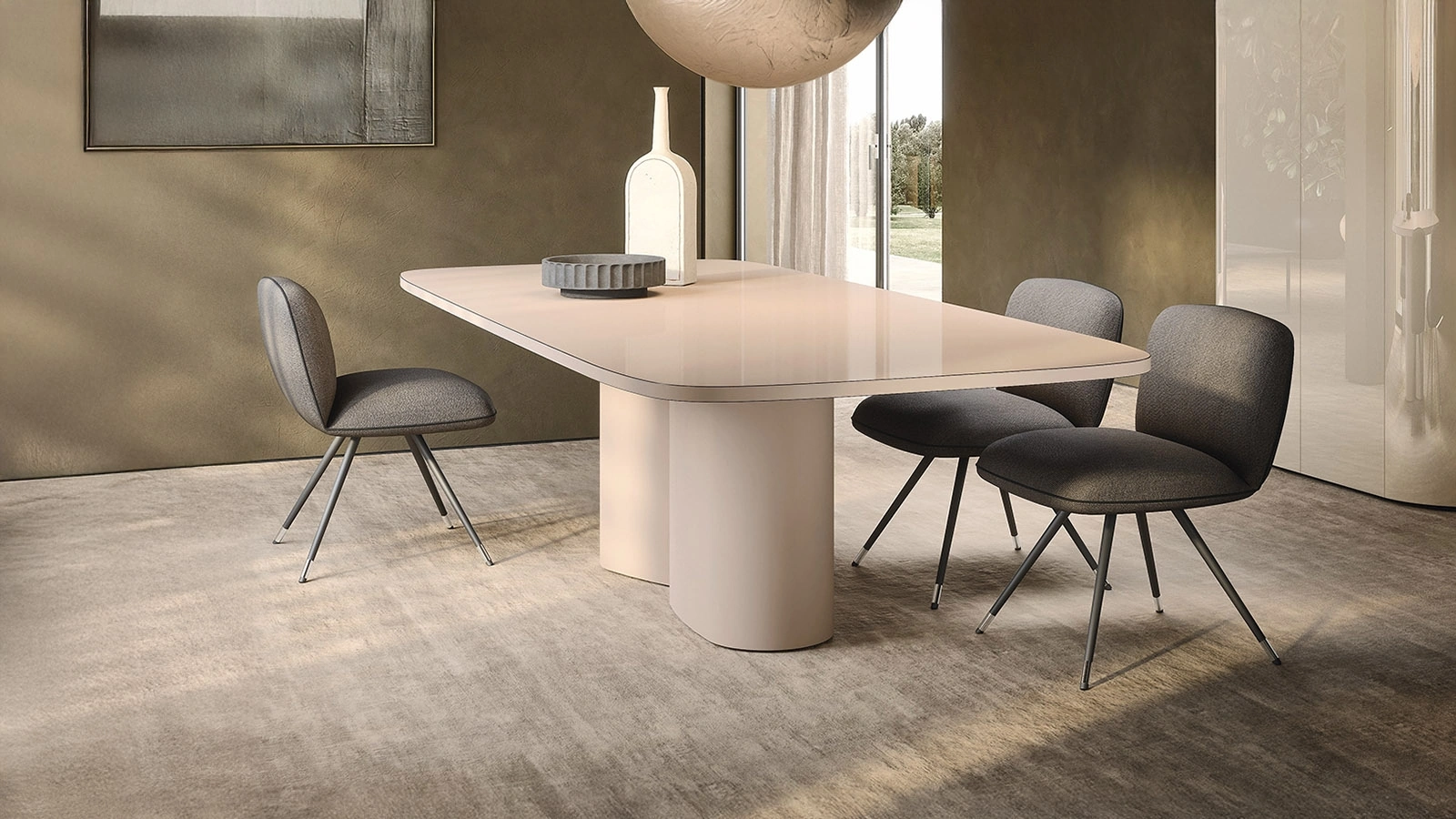 Glossy lacquered Sabi table by Pianca