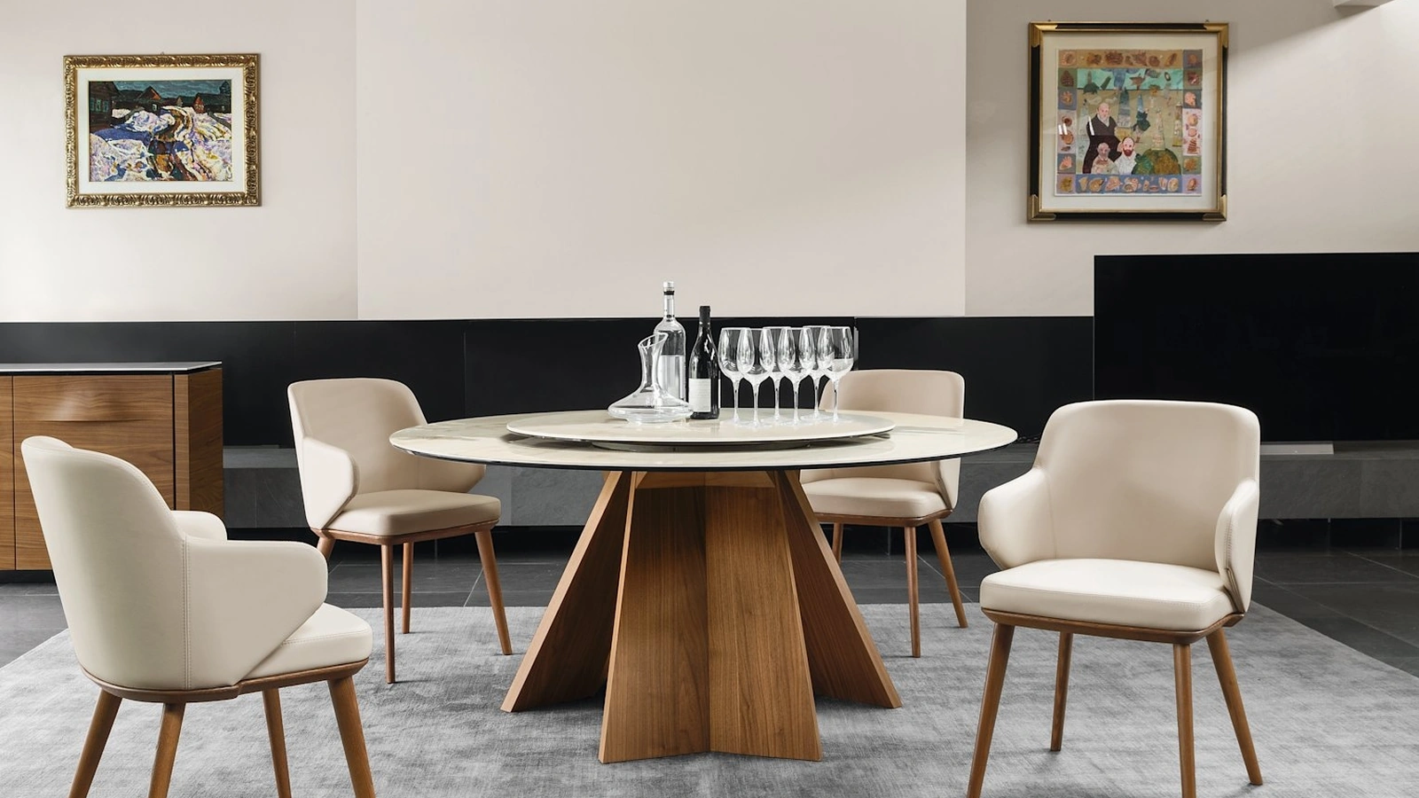Susan round table in ceramic by Calligaris
