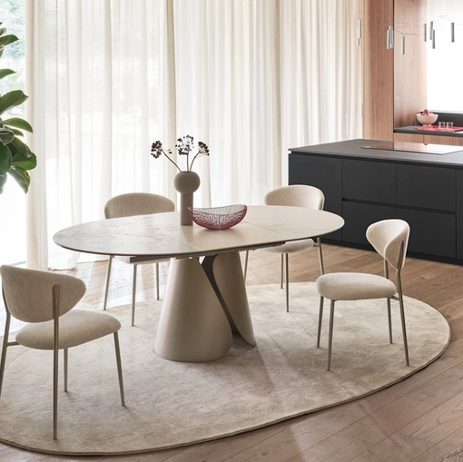 Tango extendable table in ceramic by Calligaris