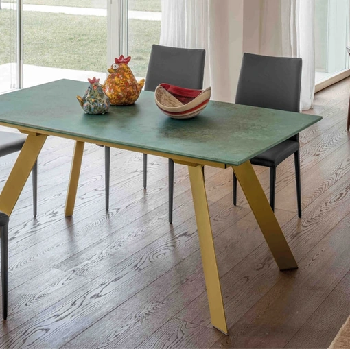 Vertigo extendable table by Altacom