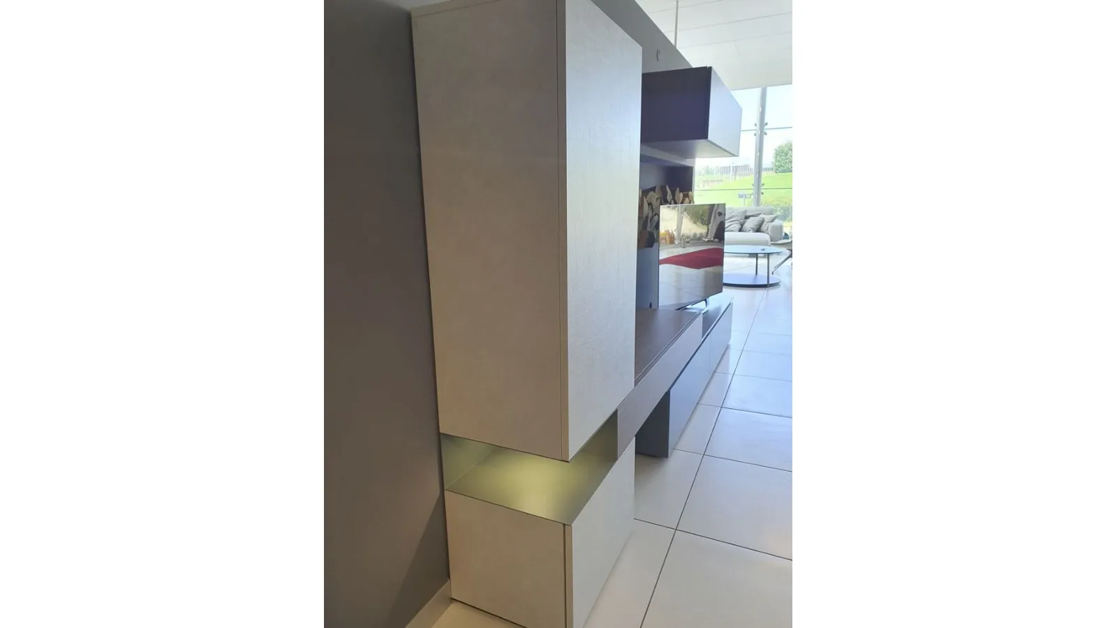 CORNER 2023 in English is 