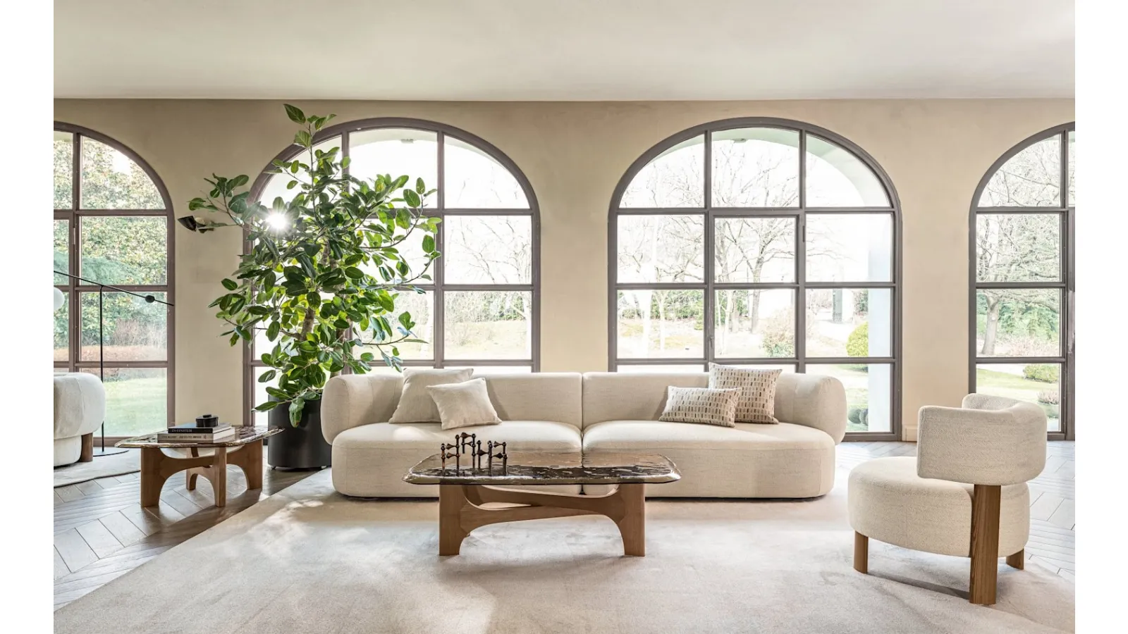 Nogu glass coffee table by Calligaris