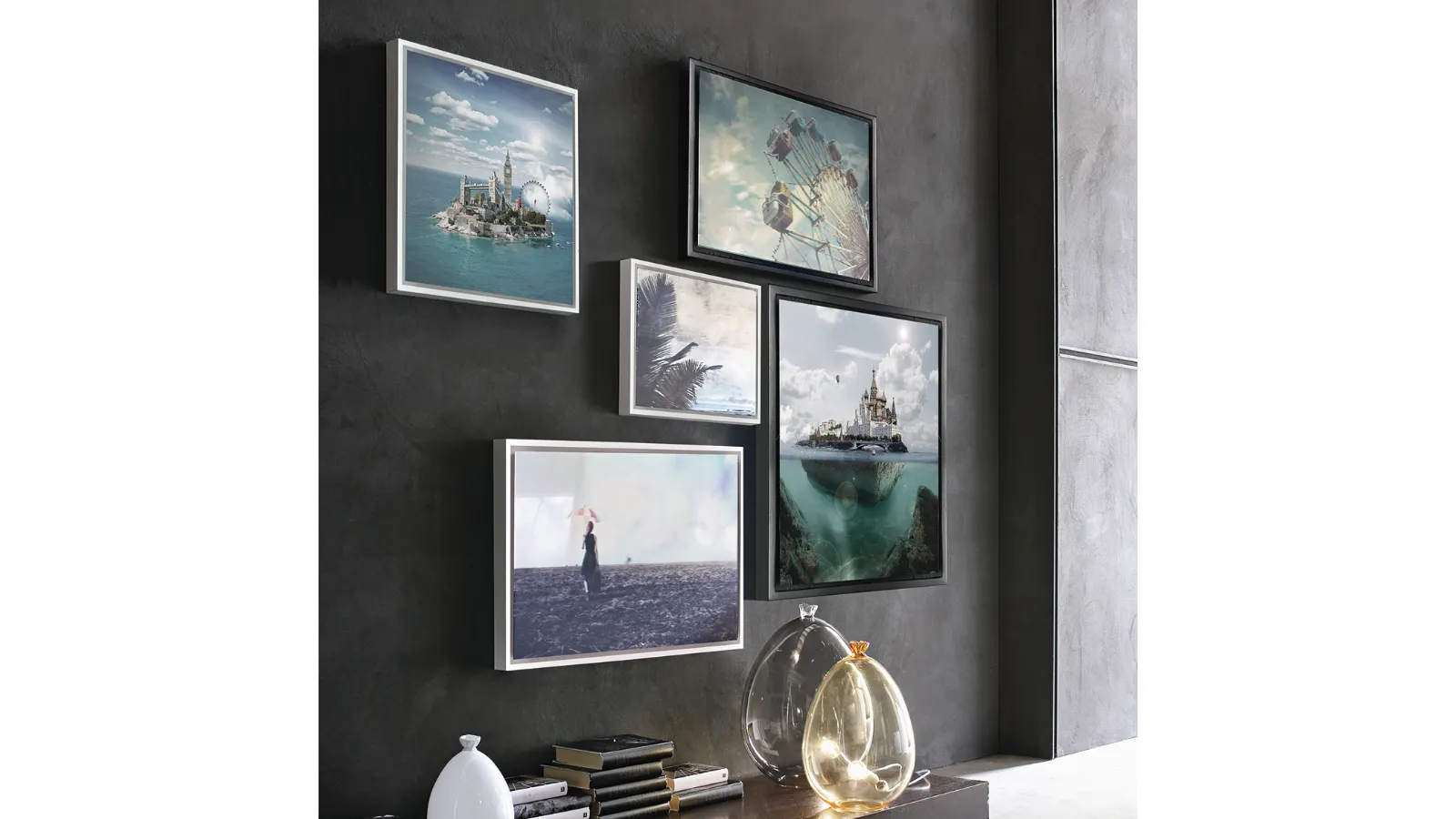 Paintings on canvas with Adriani and Rossi frames.