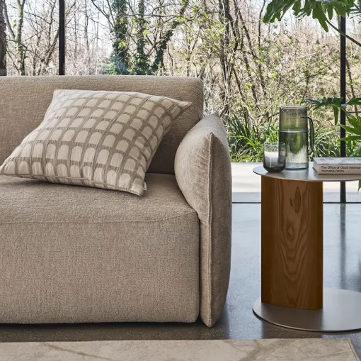 Sandy sofa side table by Calligaris