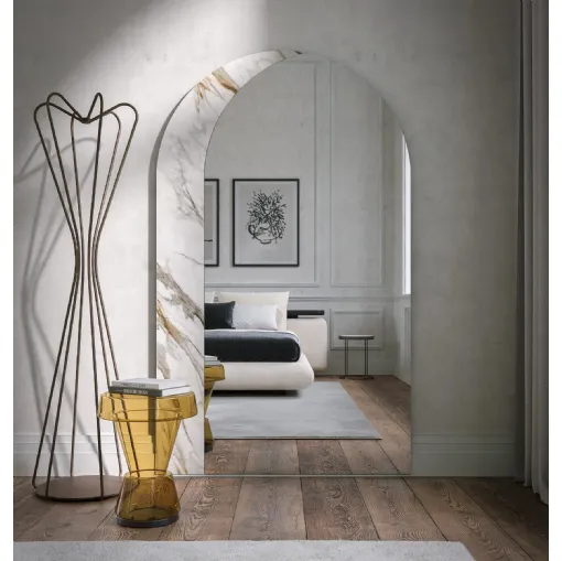 Arké mirror with printed glass frame by Tonin Casa