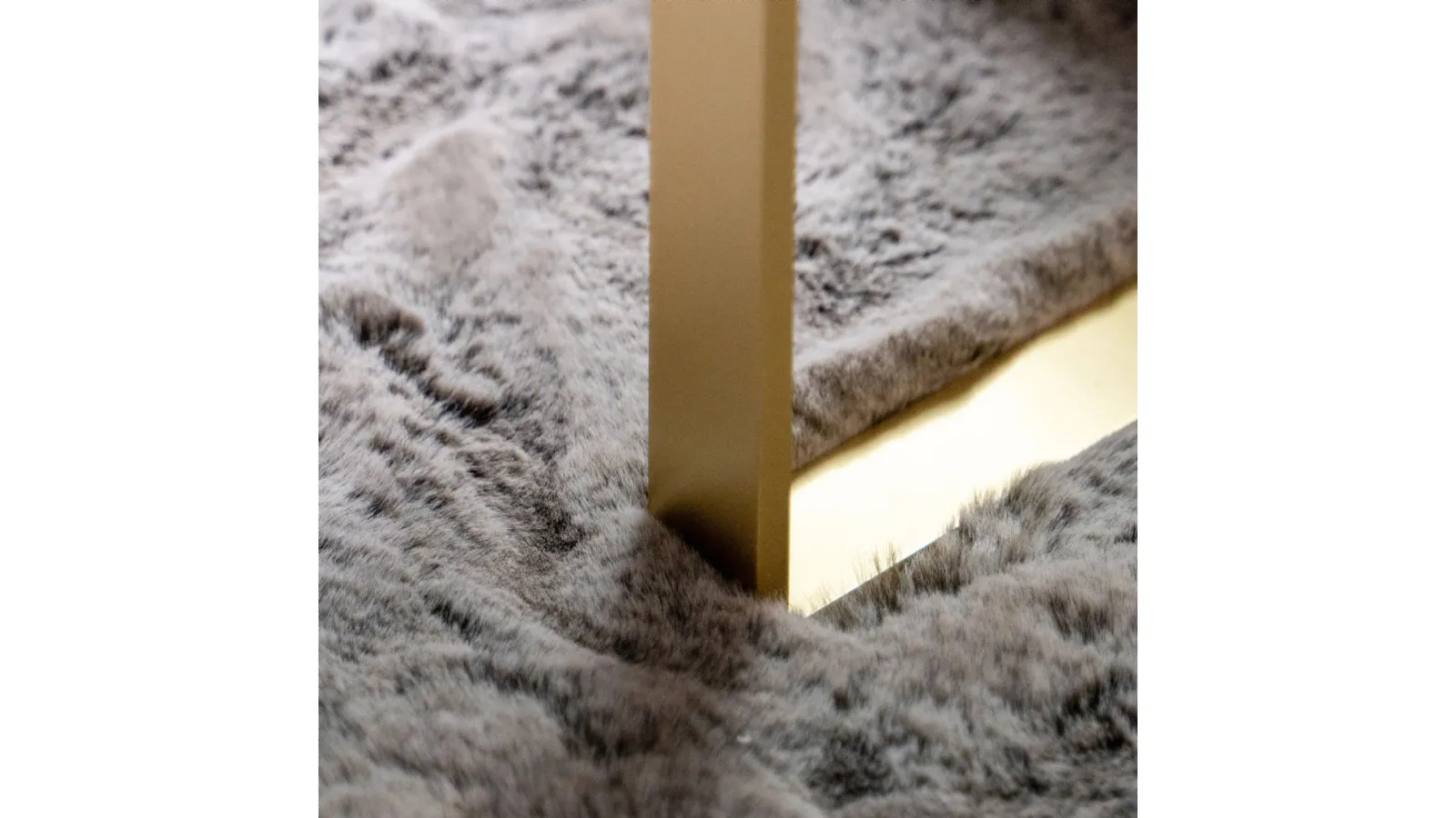 Soft Raku carpet by Tonin Casa