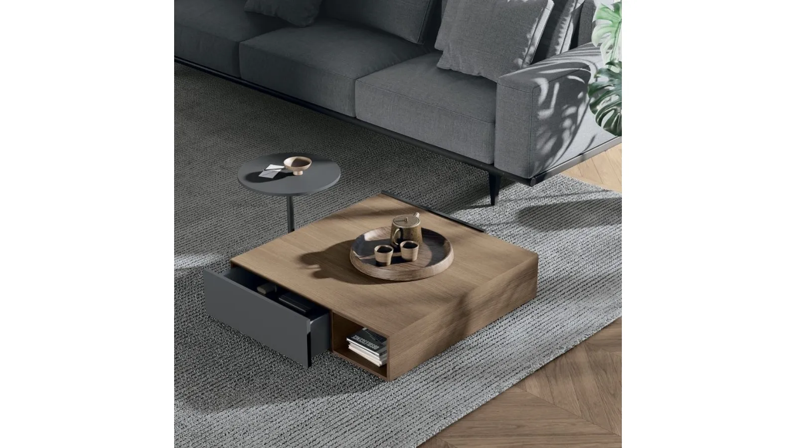 Theo coffee table by Tomasella