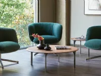 BomBom 4 Stars armchair in padded fabric with steel base by Infiniti.