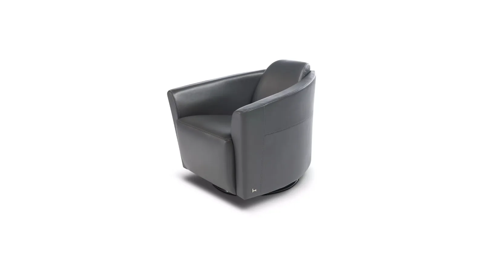 Ketty leather armchair by Nicoletti Home