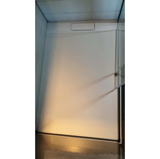Planus shower plate