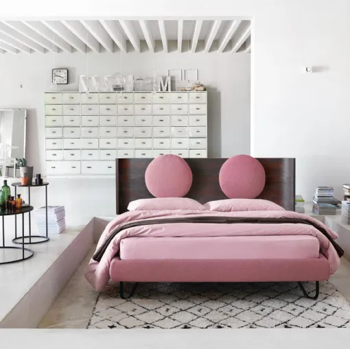 Hugh One bed with Walnut headboard by Noctis