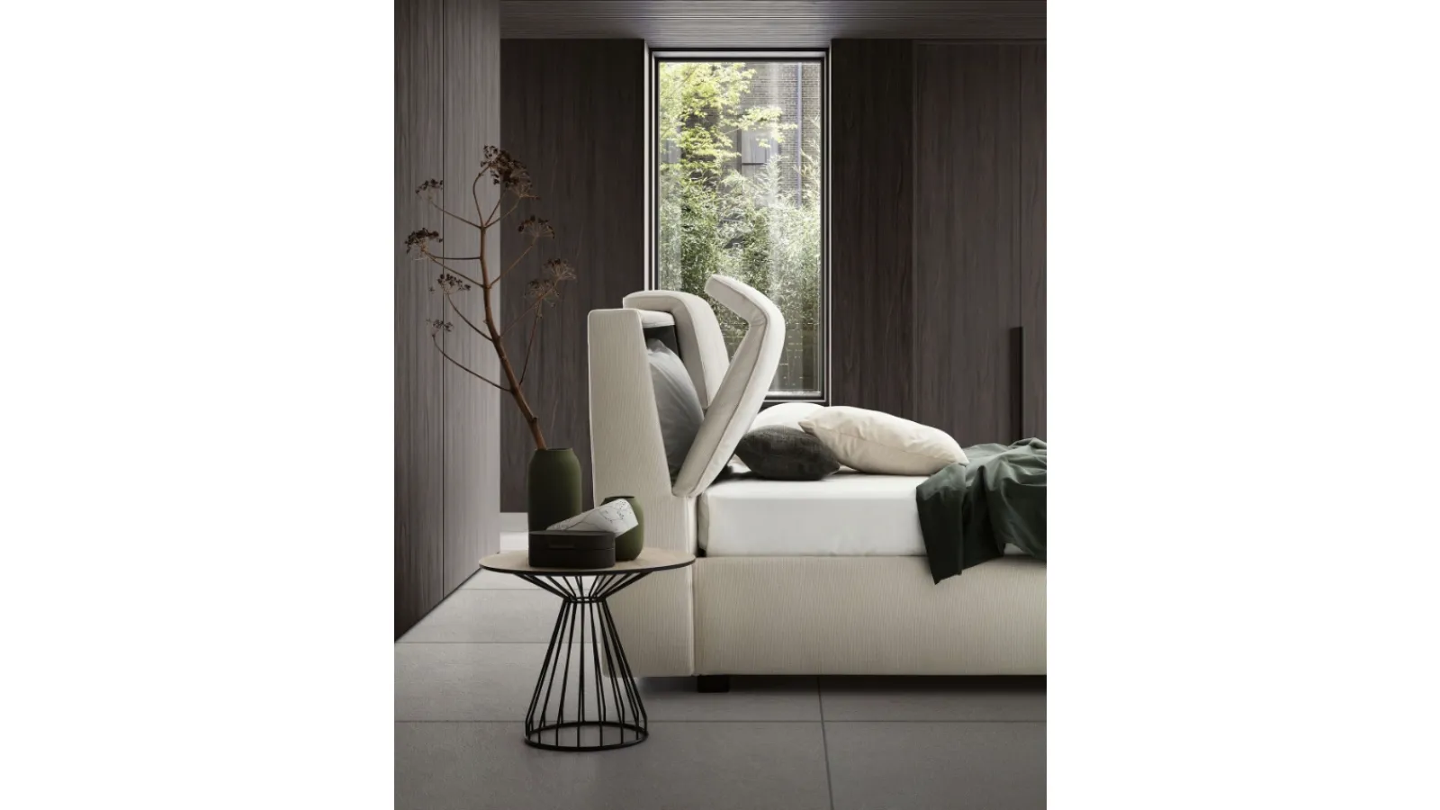 Bed with storage Inside by Le Comfort