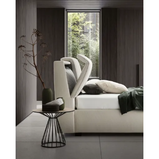 Bed with storage Inside by Le Comfort