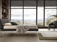 Metropolitan bed by Le Comfort.