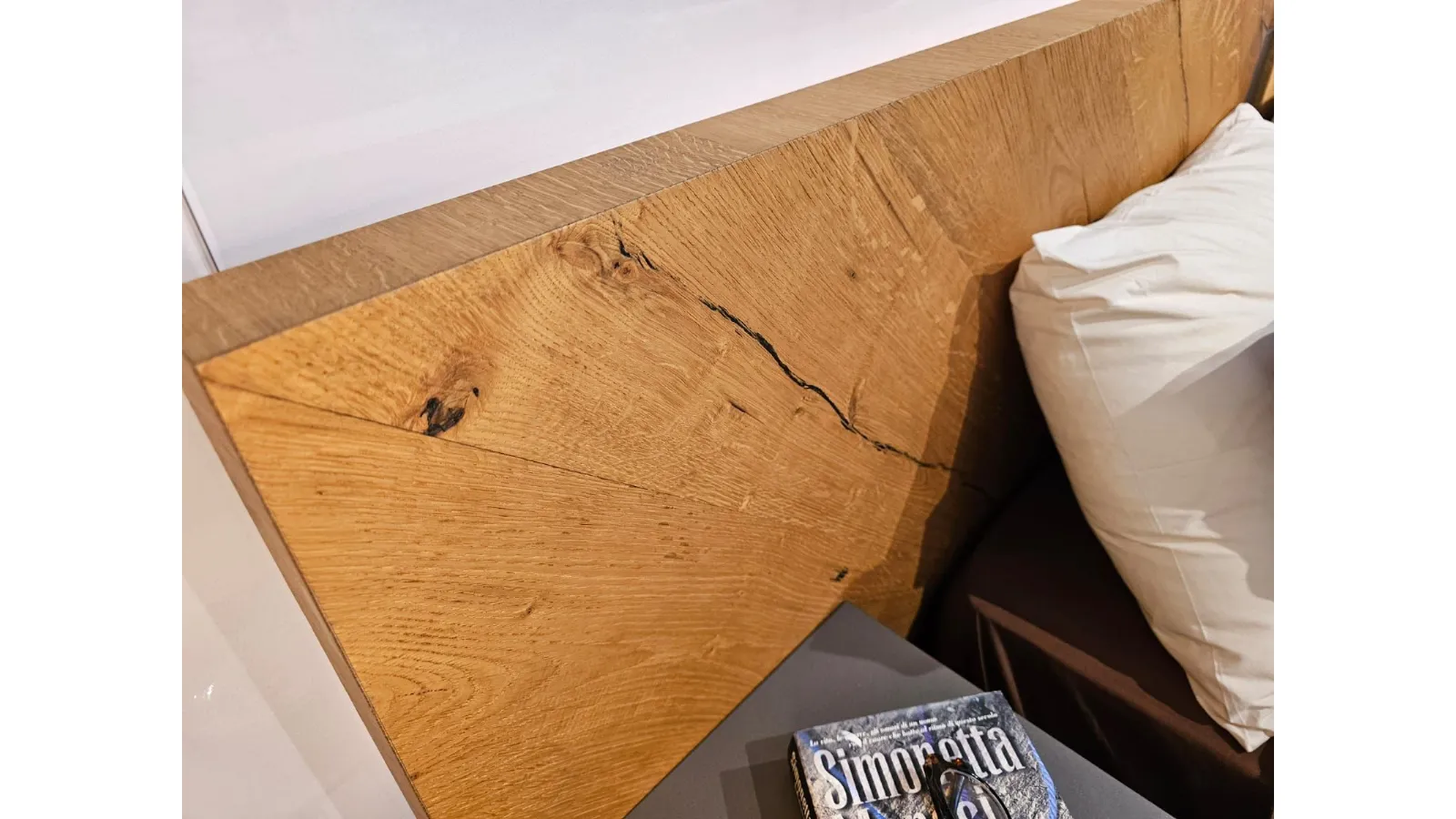 Nazarè matrimoniale translates to