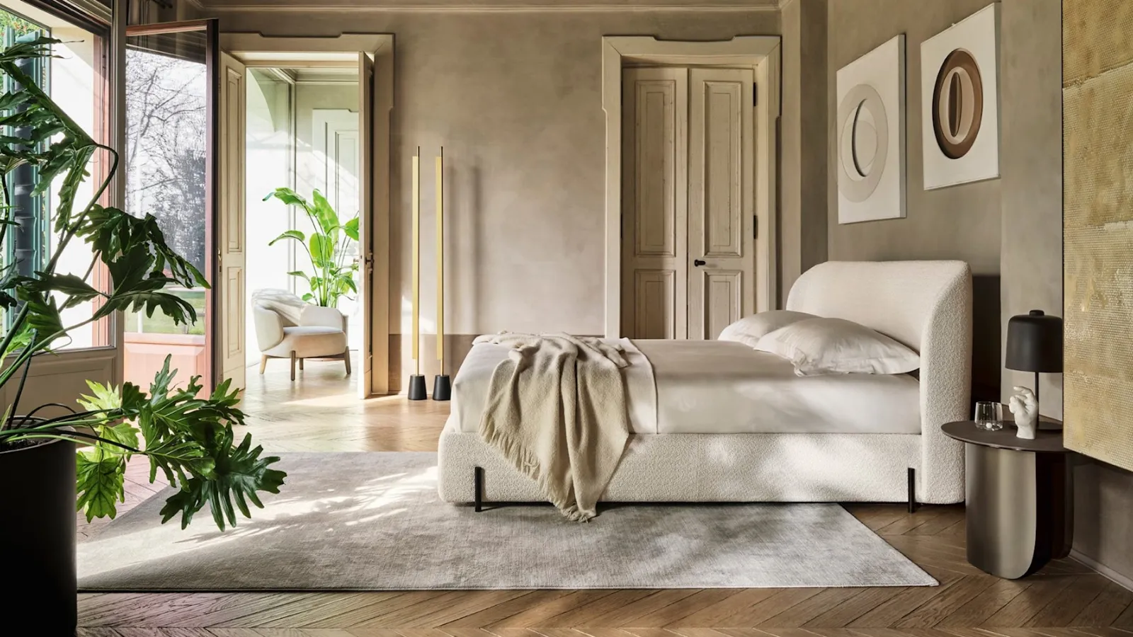 Rendez-Vous upholstered bed by Calligaris