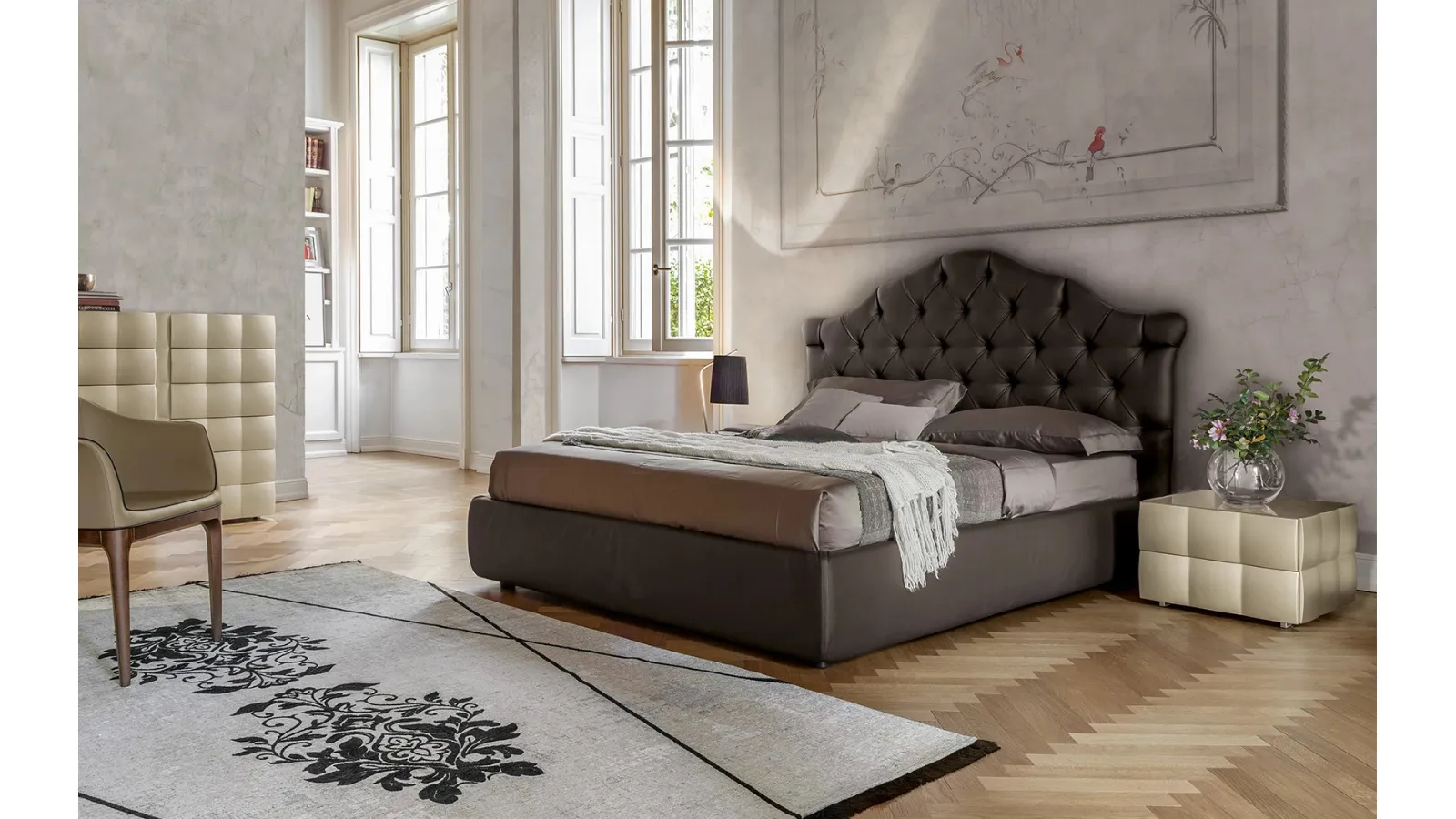 Venetian leather bed by Tonin Casa.