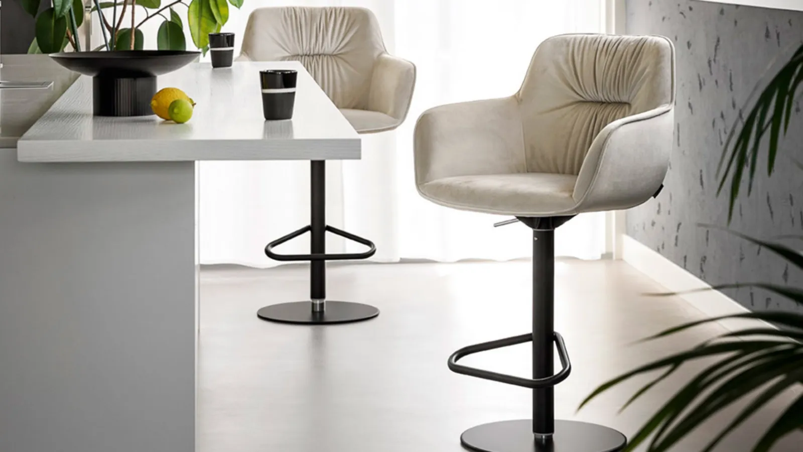 Calligaris Cocoon padded leather stool.