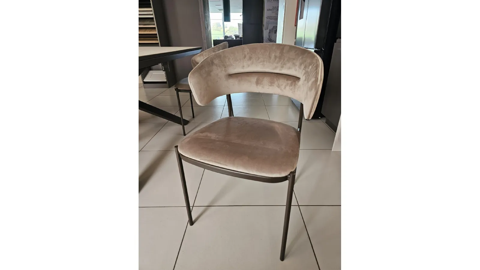 Armchair EGO BR with armrest