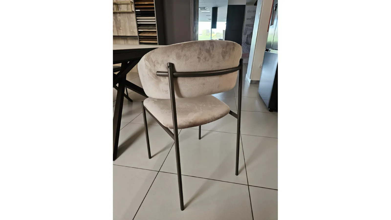 CHAIR EGO BR WITH ARMREST