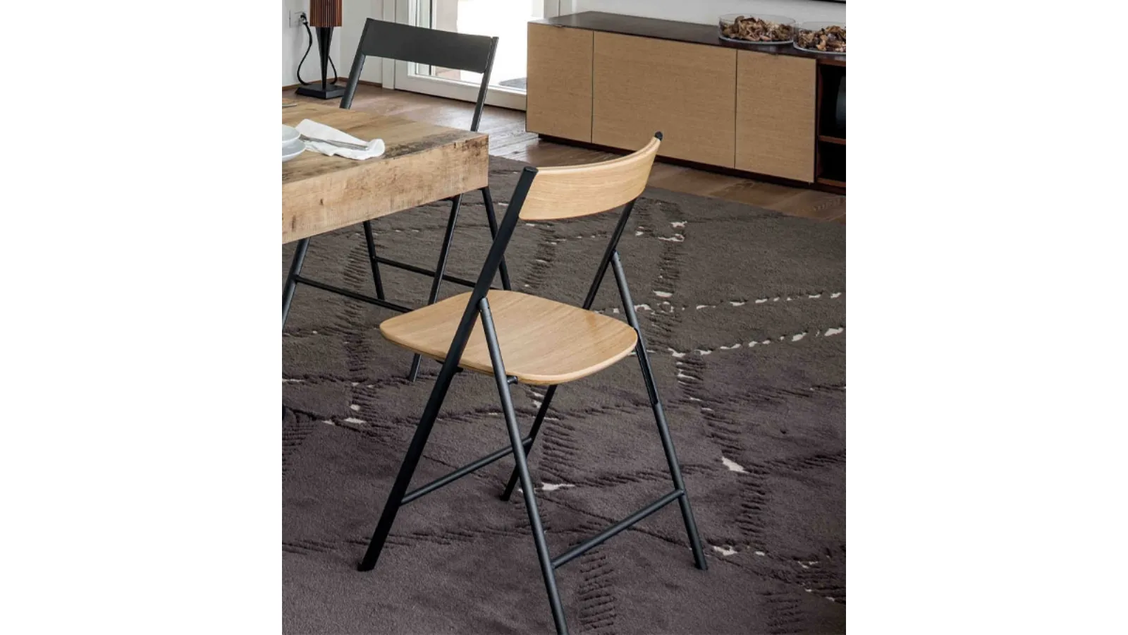 Jolie Wood folding chair by Altacom