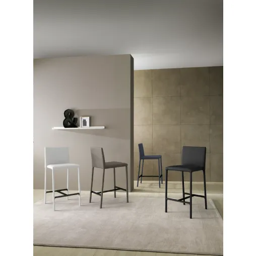 Kids Atelier leather stool by Zamagna