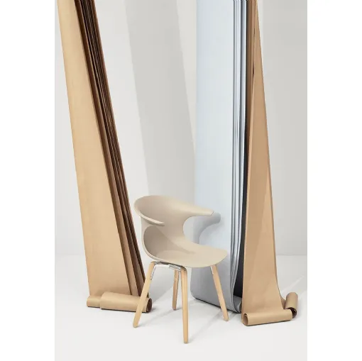 Loop Mono Wooden Legs chair with polypropylene shell and legs made of solid Natural Beech by Infiniti.