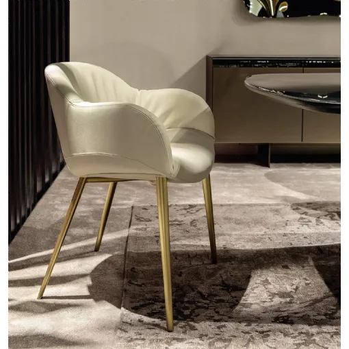 Padded leather chair Olympia by Tonin Casa.