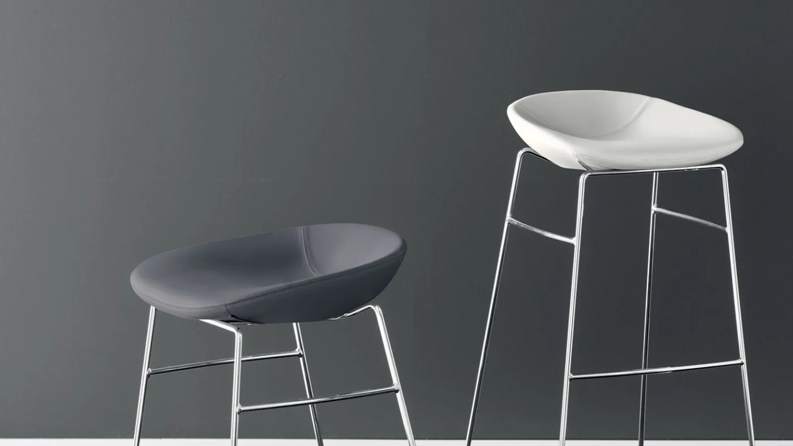 Calligaris Palm leather stool