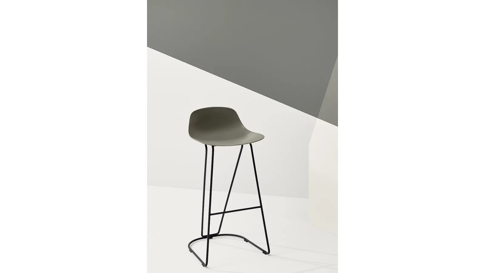 Pure Loop Mini Dandy Stool by Infiniti