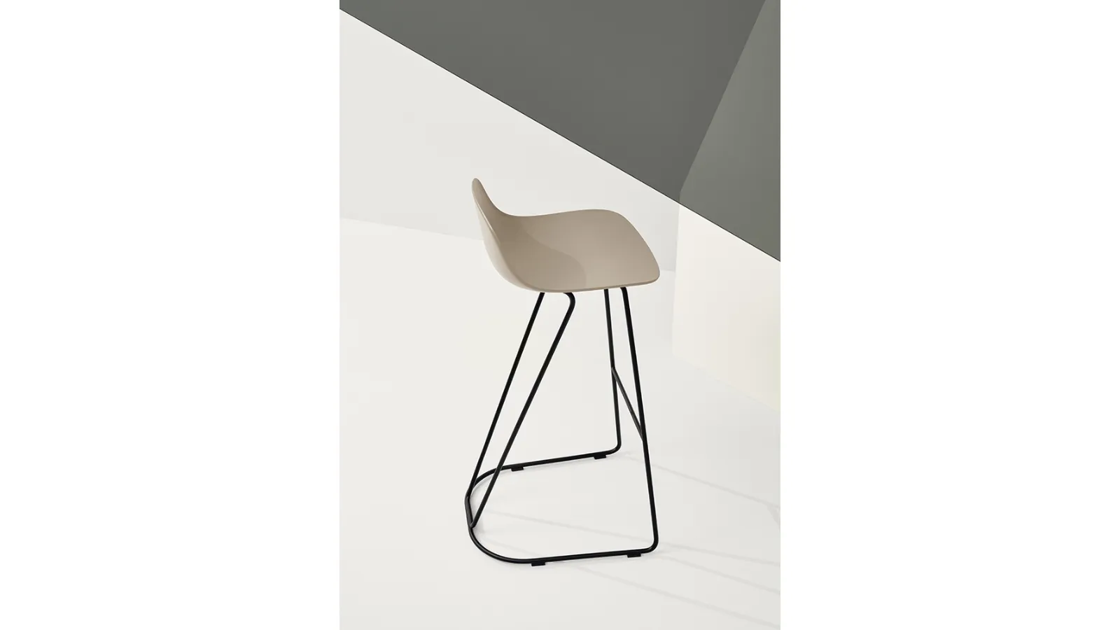 Pure Loop Mini Dandy Stool by Infiniti