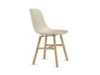 Pure Loop Mono Retro chair with polypropylene shell and legs in Natural Oak by Infiniti.