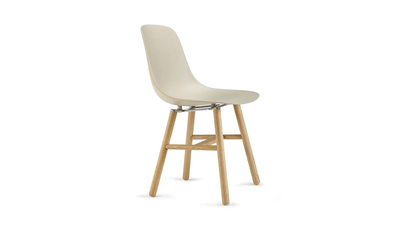 Pure Loop Mono Retro chair with polypropylene shell and legs in Natural Oak by Infiniti.