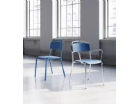 Chair with and without armrest Skol in polypropylene with steel frame by Infiniti.
