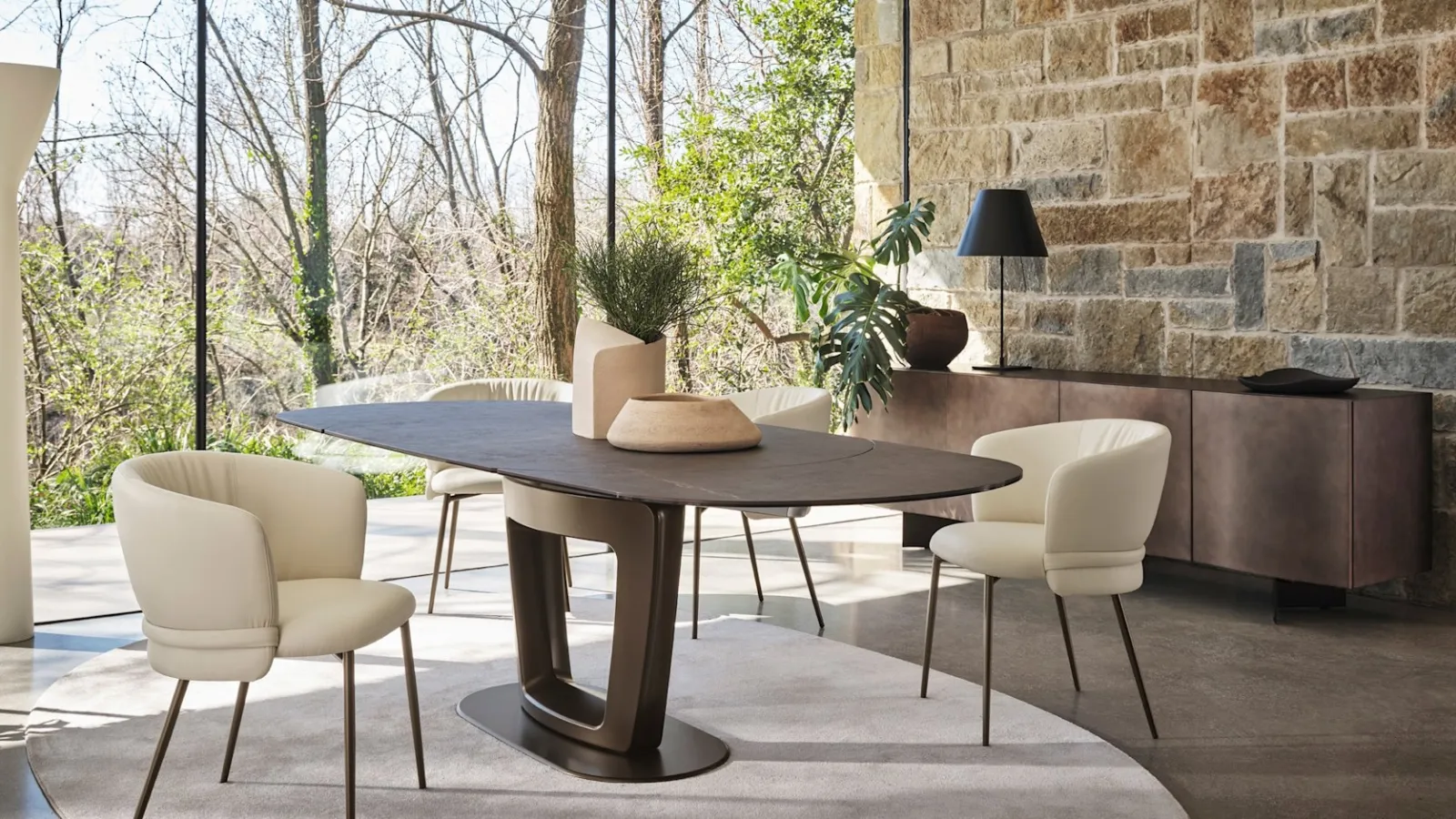 Vanilla leather chair by Calligaris