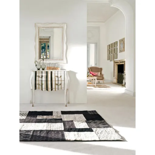 Classic Galen entrance hall by Tonin Casa