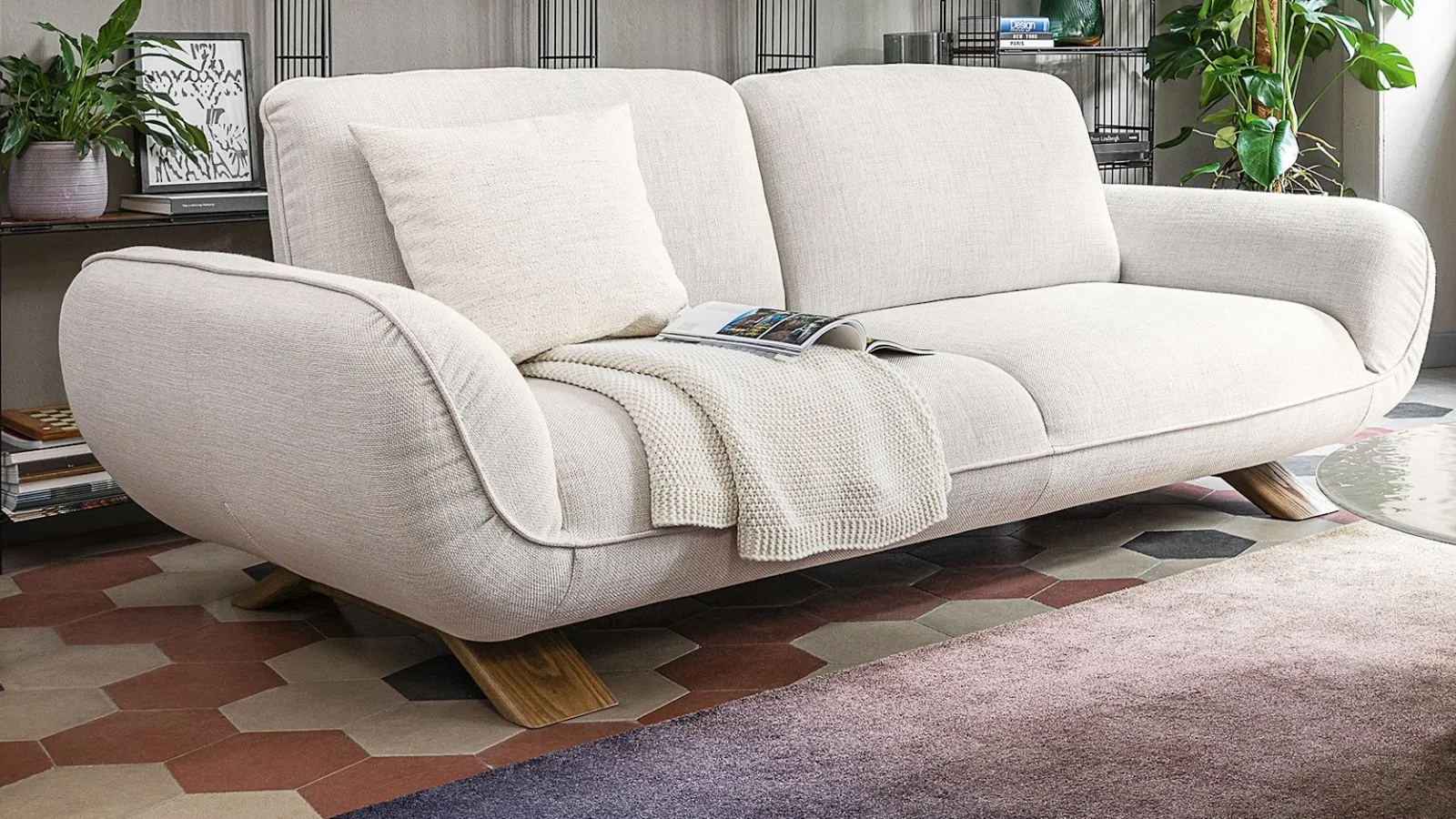 Linear sofa Favola by Calligaris