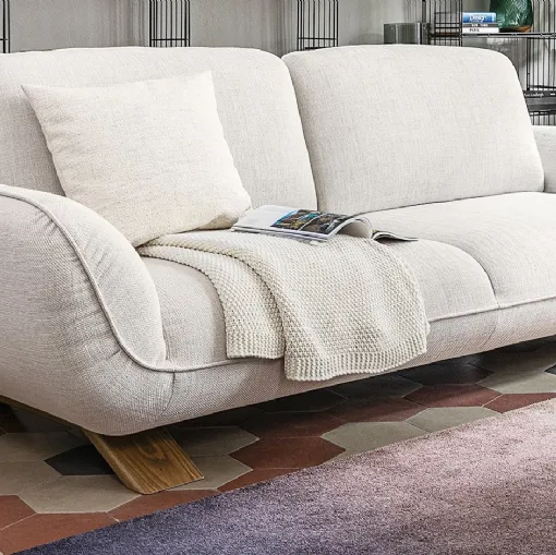 Linear sofa Favola by Calligaris