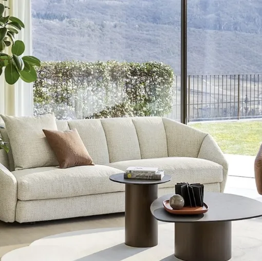 Linear sofa Jill by Calligaris