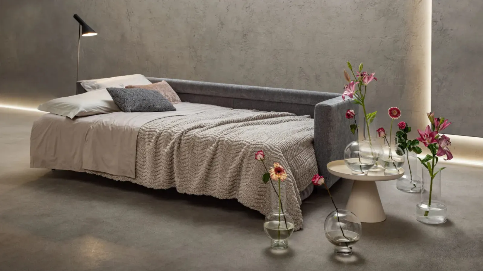 Race convertible sofa bed by Samoa.