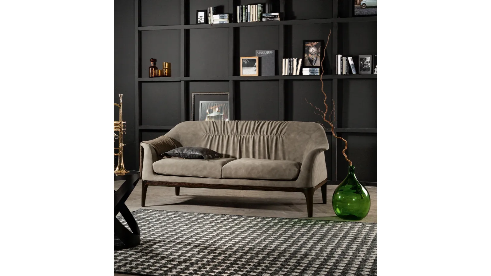 Linear leather sofa Tiffany by Tonin Casa.
