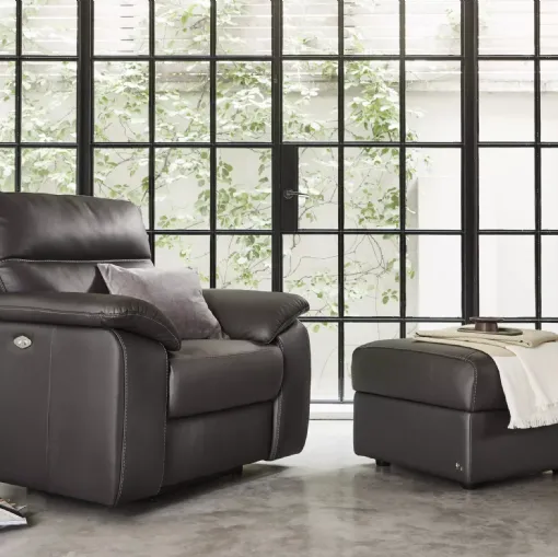 New York Relax Armchair by Nicoletti Home