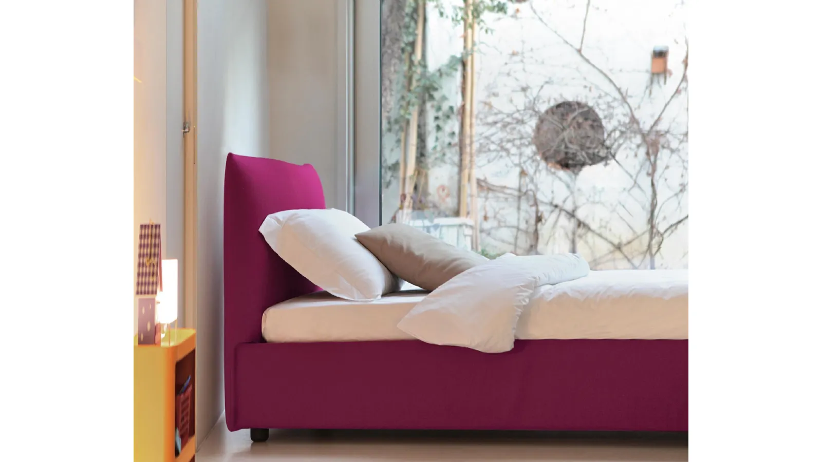 Single bed Bridge by Noctis.